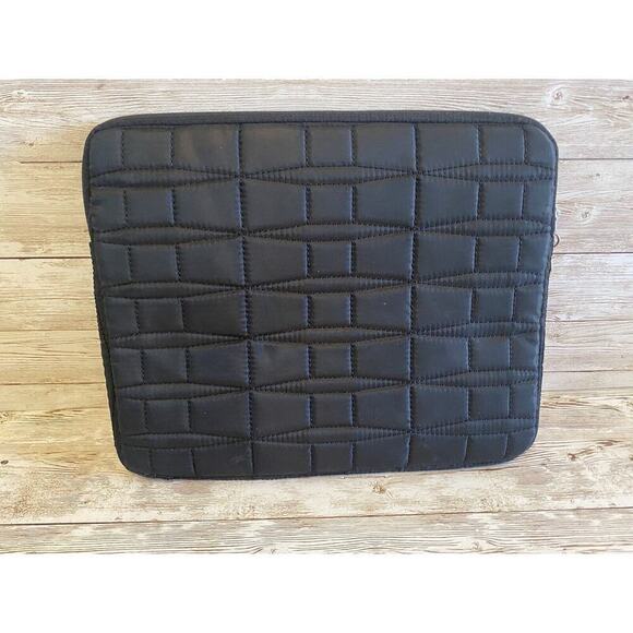 Kate Spade Mini Laptop / Tablet Sleeve Black Quilted 10W x 8H - Picture 4 of 5